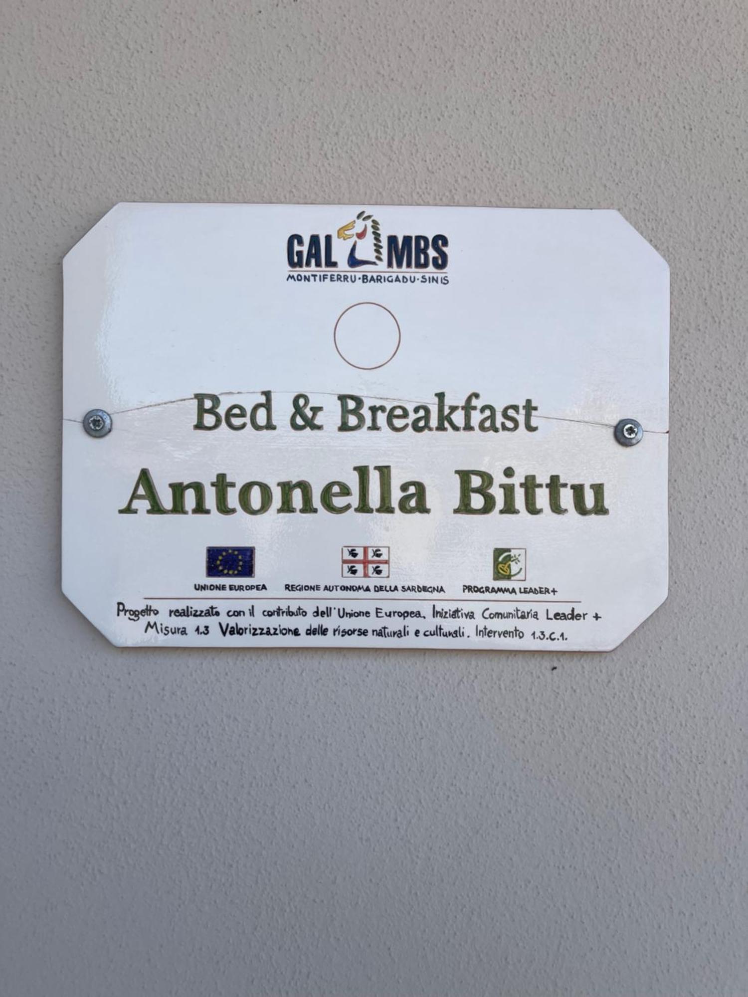 B&B Da Antonella Samugheo エクステリア 写真